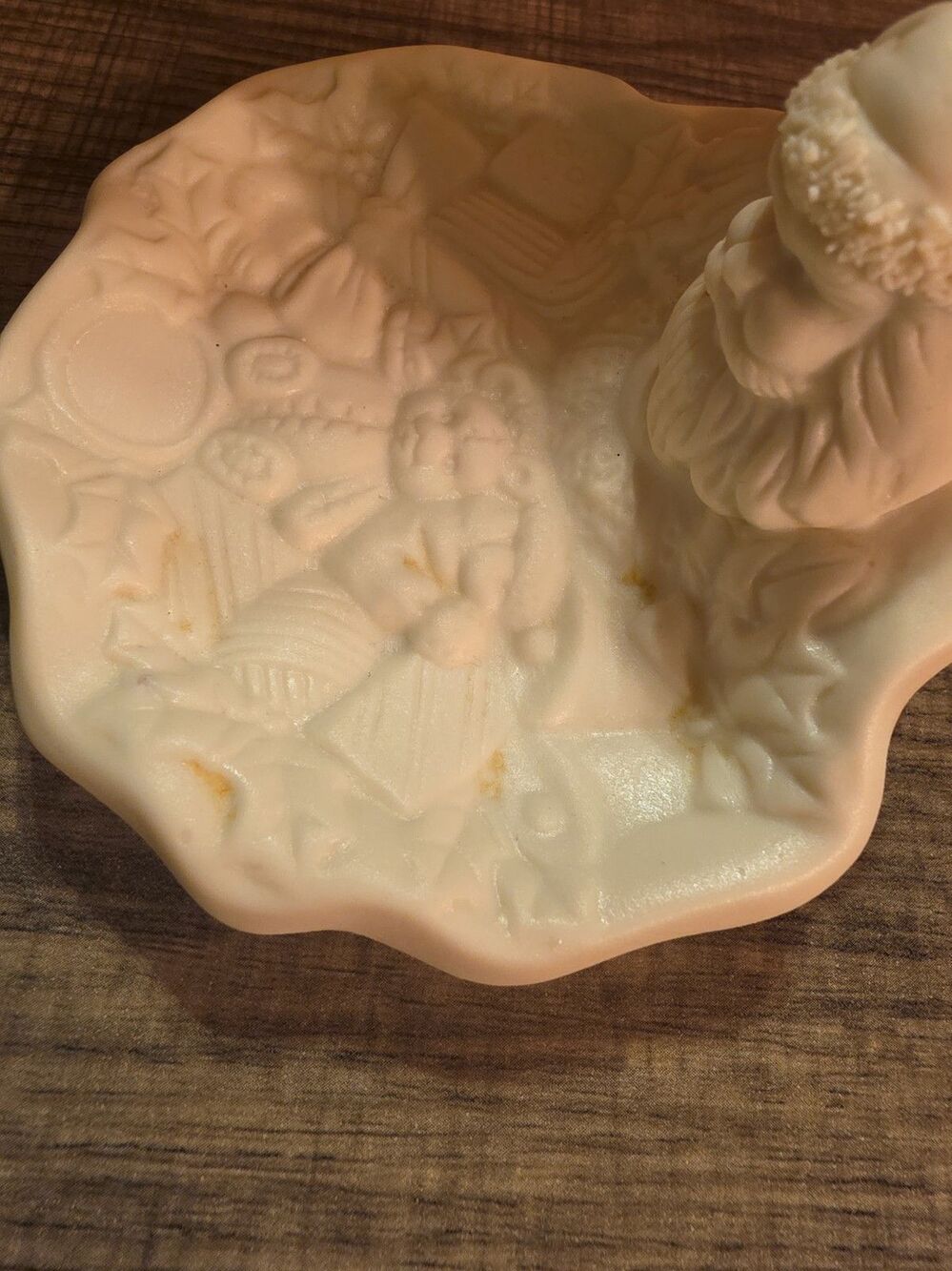 Santa Dish - Picture 6 of 6